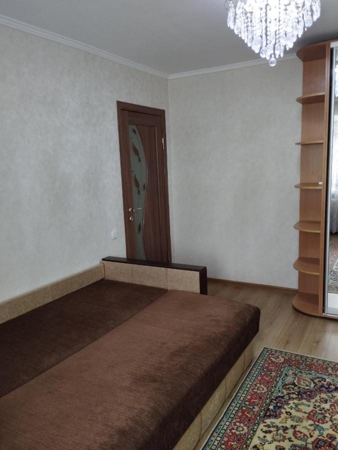 2-Х Комнатная Квартира Odessza Kültér fotó